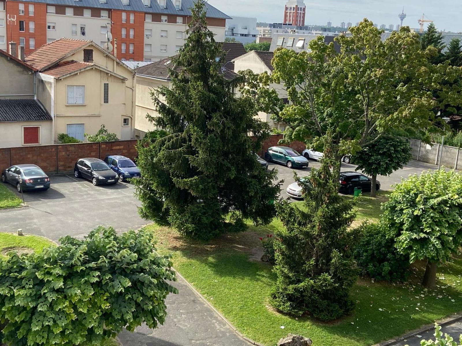 Chambre Simple Paisible Proche De Paris Drancy Exterior foto