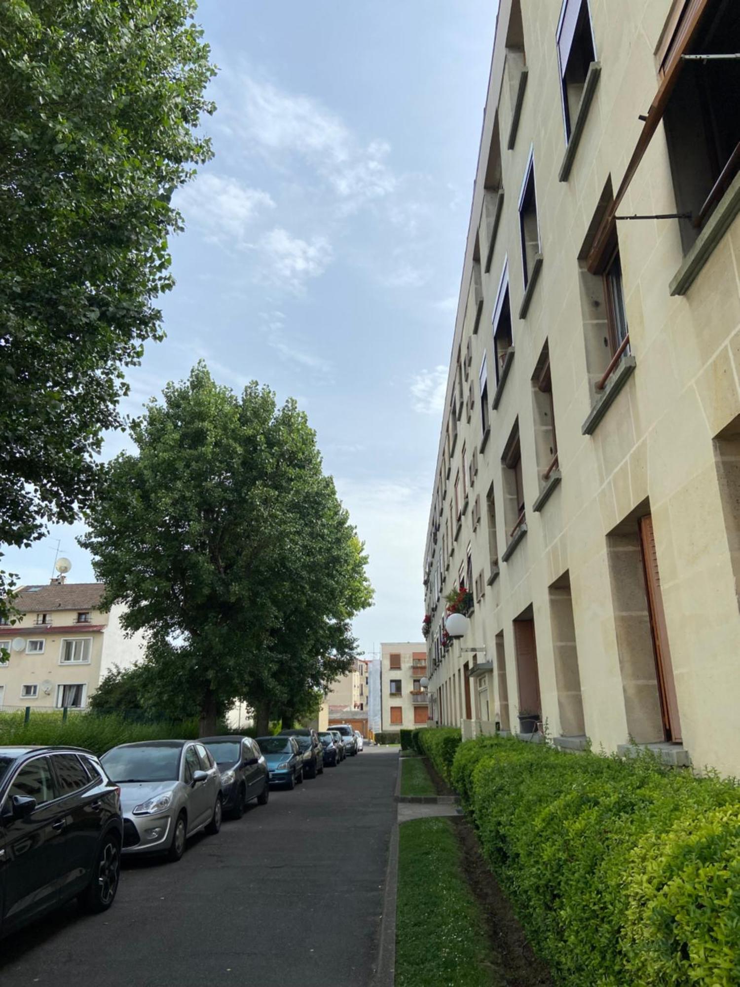 Chambre Simple Paisible Proche De Paris Drancy Exterior foto